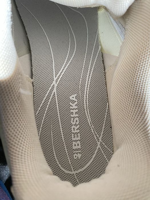 BERSHKA летние кроссовки