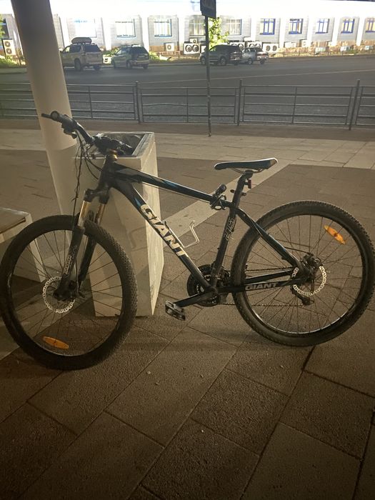 Велосипед Giant atx 27.5