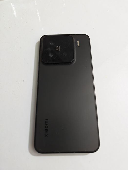 XIAOMI 15  impecabil