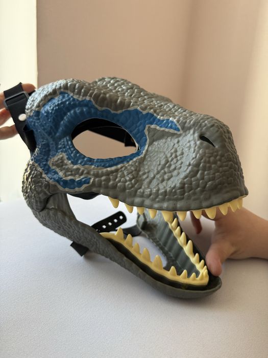 Маска велоцераптора , лапы -когти