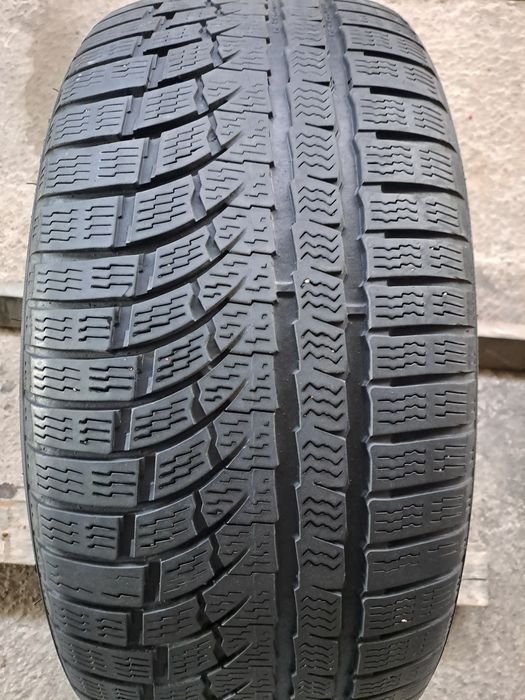 Шина 245 /  45 /  19 размер  1штука