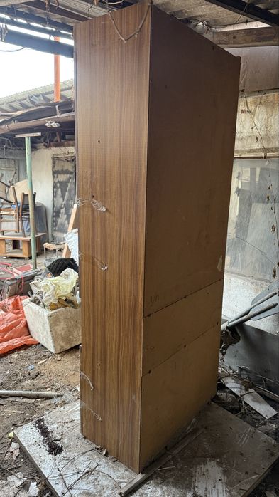Отдам шкаф даром