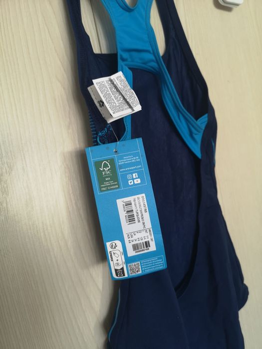 Costum nou  piscina baie  Arena Performance Junior