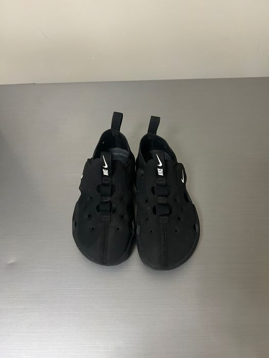 Vând sandale Nike copii