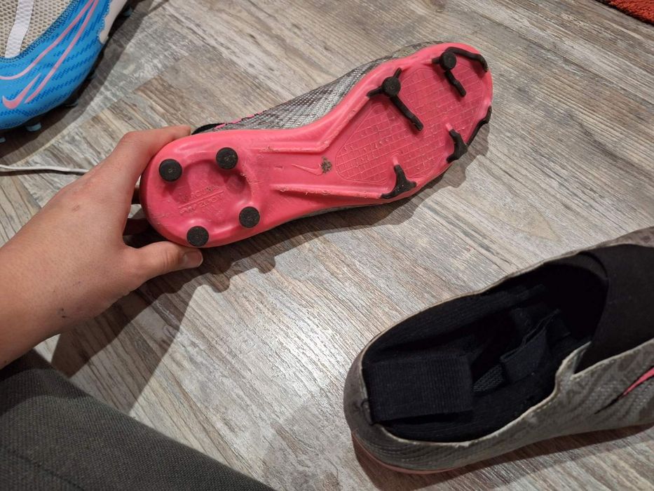 Продавам детски бутонки