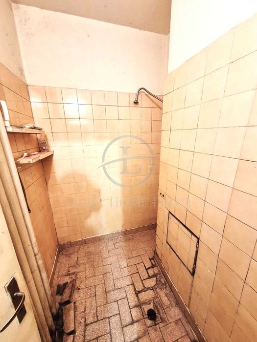 Продава се Тристаен апартамент в Пловдив, Кючук Париж - 86 кв.м за 795 €/кв.м - Снимка #12