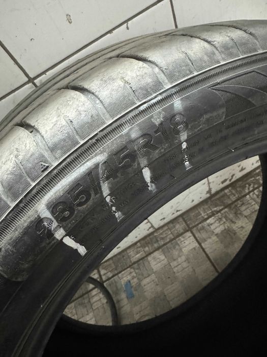 Шины летние 235/45/18