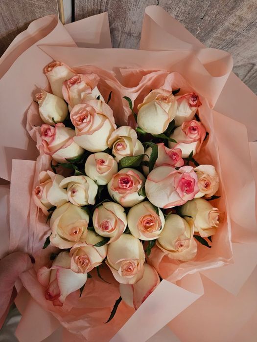 Продам б/у цветы не дорого