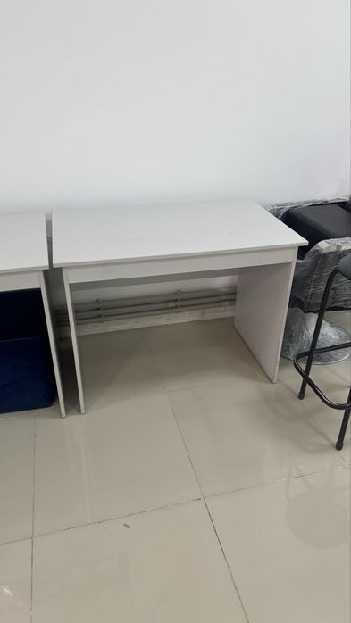 Продаются письменные столы