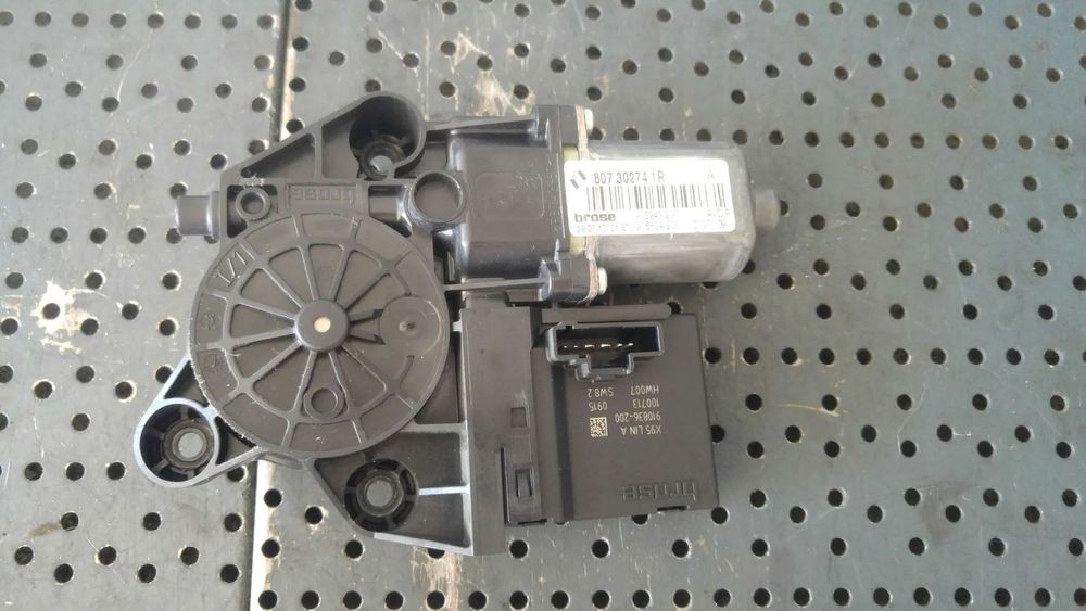 Motoras macara dreapta fata citroen c4 2 807302741r