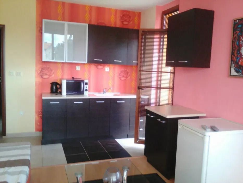 Продава се Двустаен апартамент в Варна, Базар Левски - 74 кв.м за 973 €/кв.м - Снимка #2