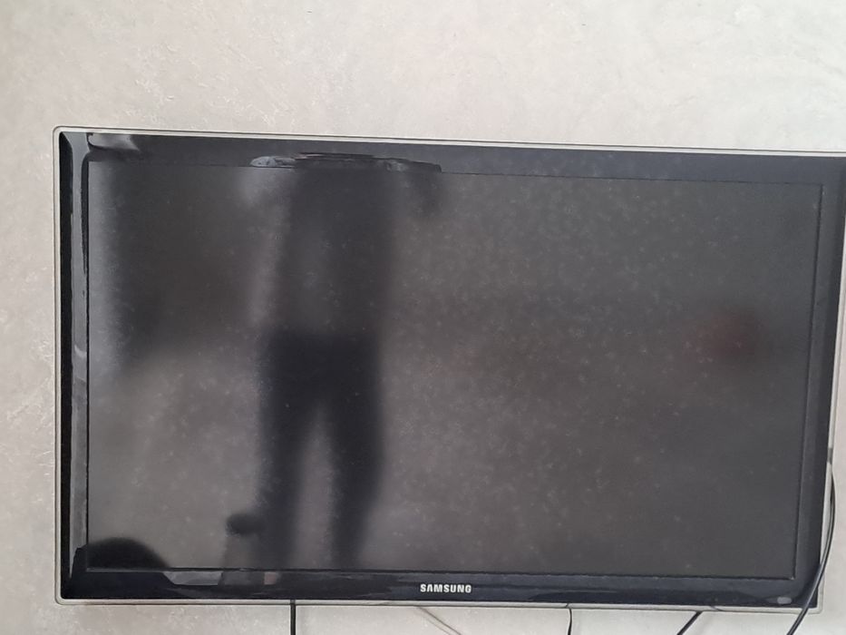 Продаю телевизор Samsung