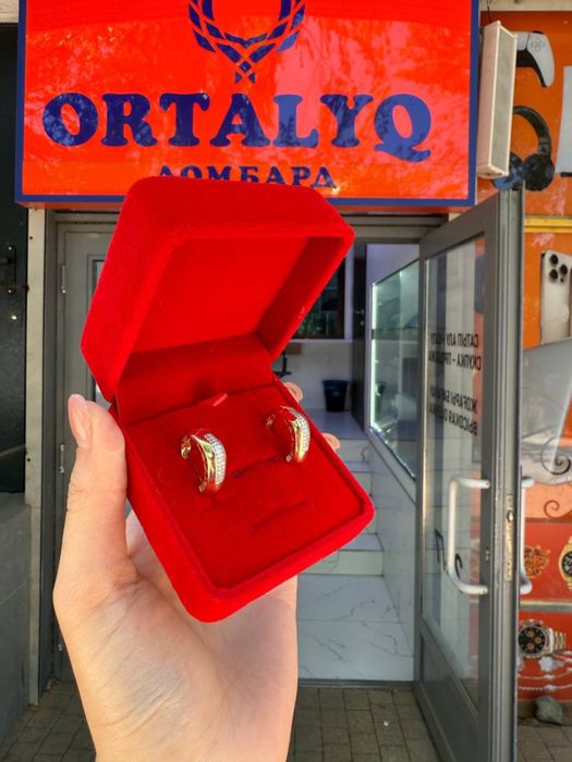Золотоые серьги по скидке/Ortalyq