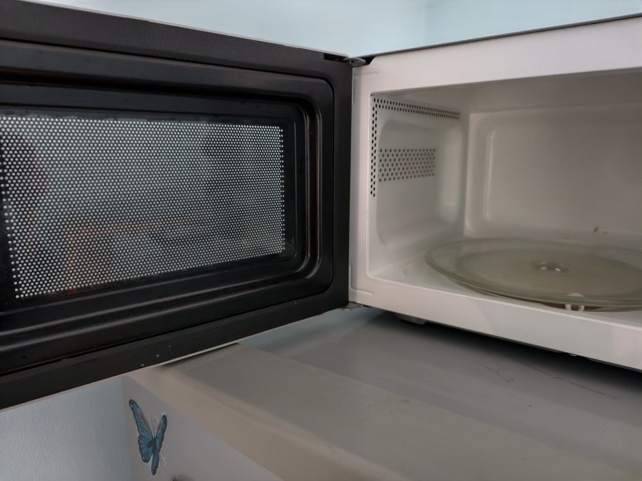 Микроволновка б/у продается