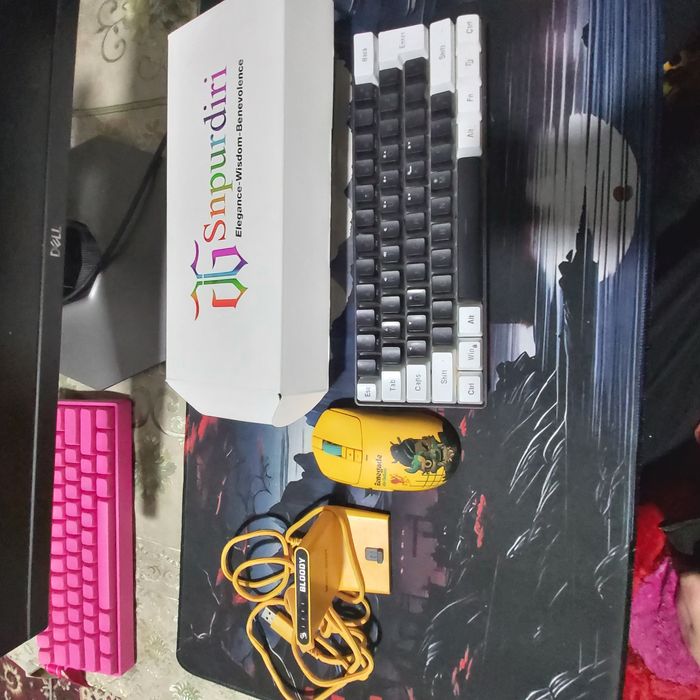 Klaviatura mishka sotiladi xolati juda zor