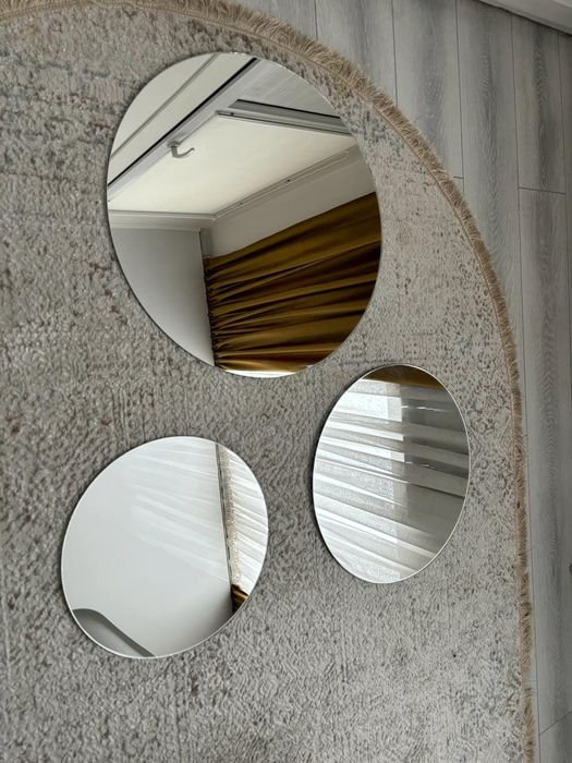 Продам зеркала разных размеров!