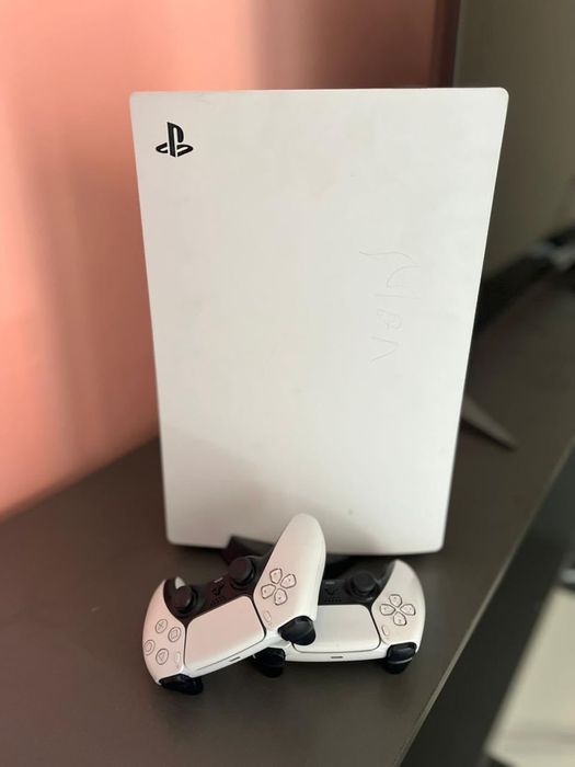 PS 5 1 поколение тв новй