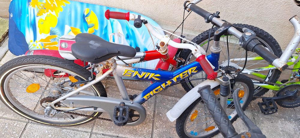 Продавам детски колела