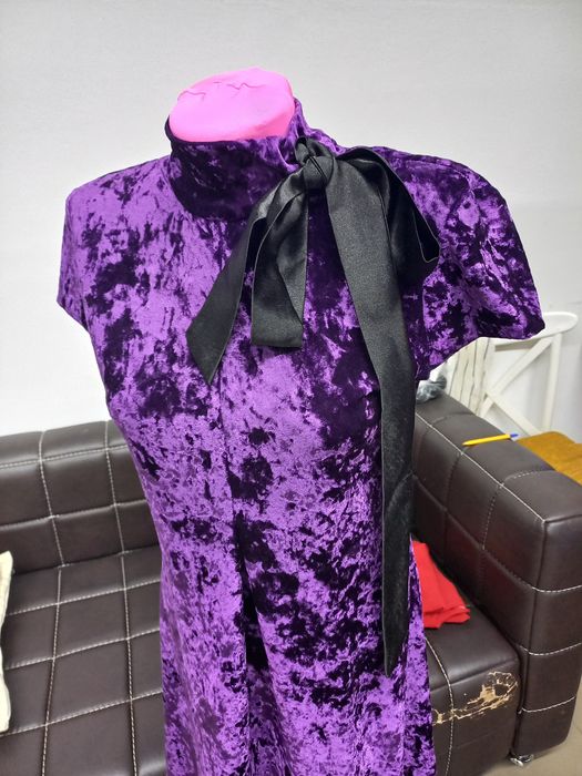 Продам платье женское