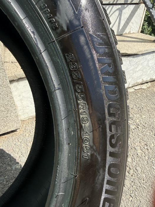 Зимняя резина 235/55R19