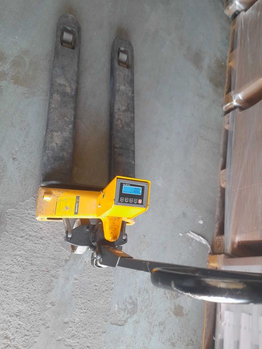 Кантарна количка