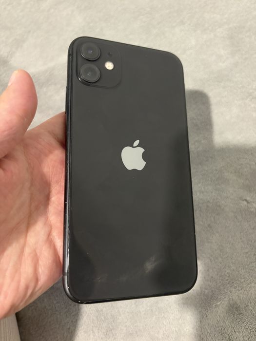 Продам iPhone 11 black 128 gb