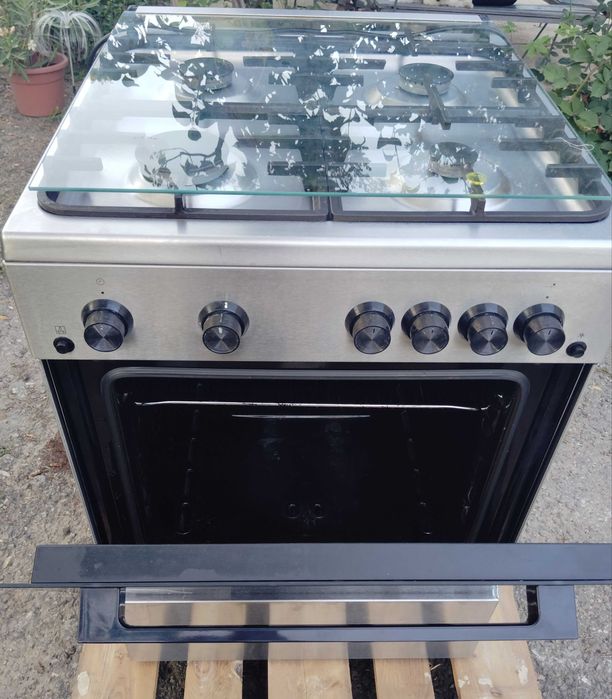 vând Aragaz Beko Inox