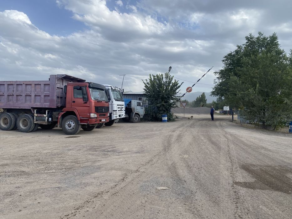 Сникер песок шебень отсев итд