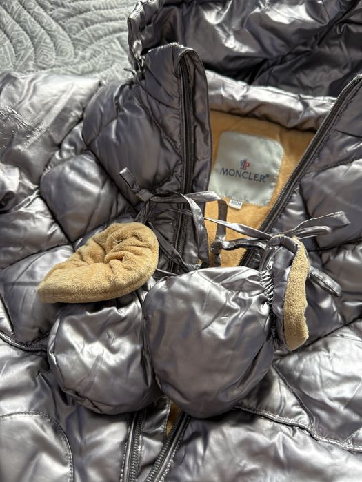 Зимний комбинезон Moncler