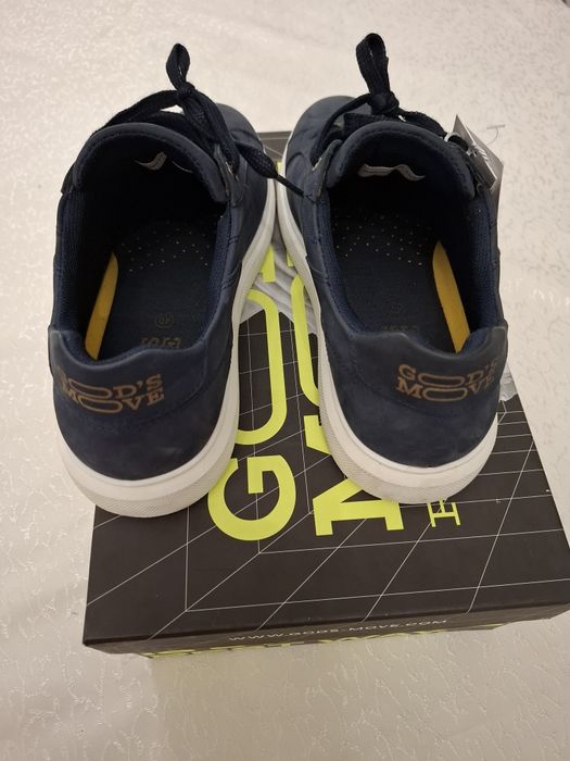 Продам мужскую обувь