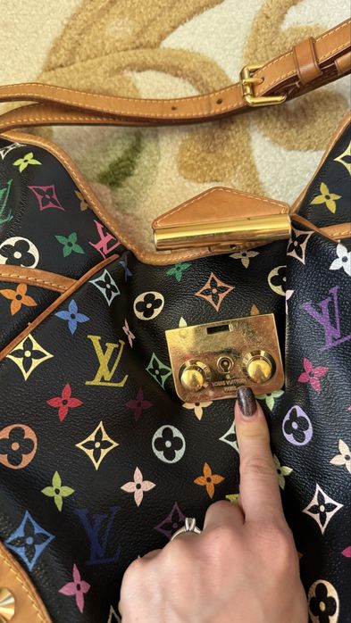 Geanta Louis Vuitton