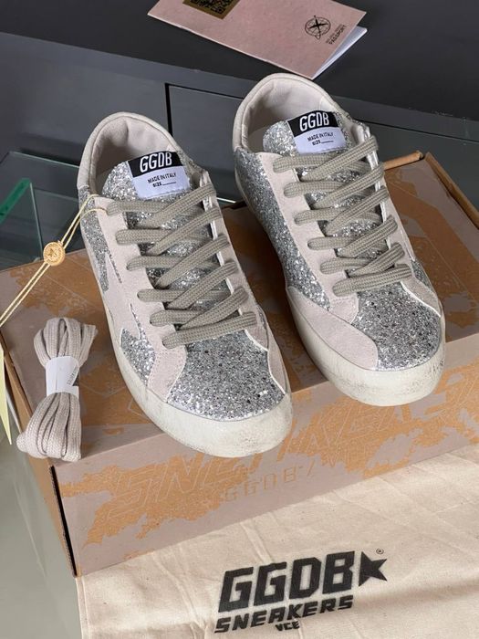 Adidasi Golden Goose noi !!! Marimi 36/40 !!!