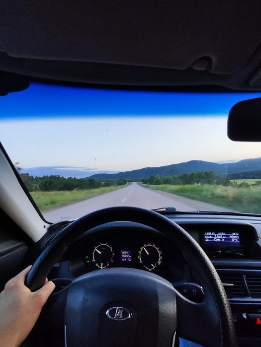 Продам Приору 2 2014 года