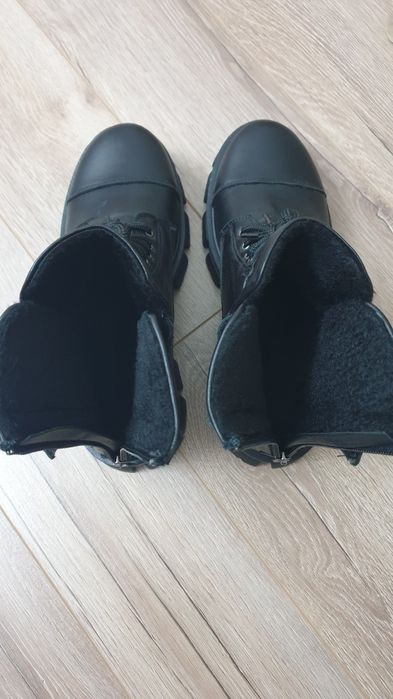 Дамски боти от естествена кожа