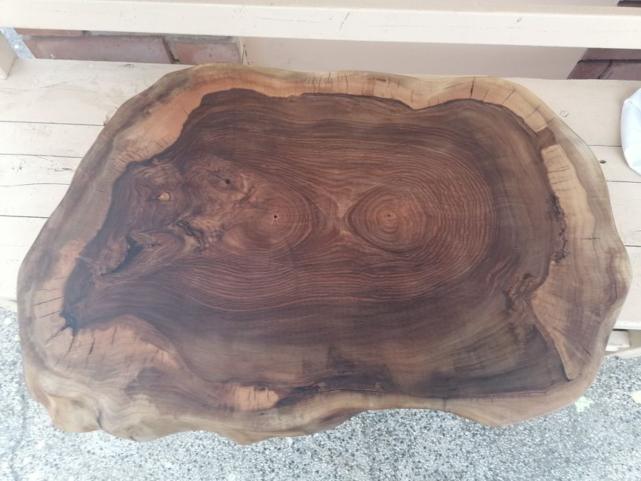 Плот за холна масичка орех и малко смола