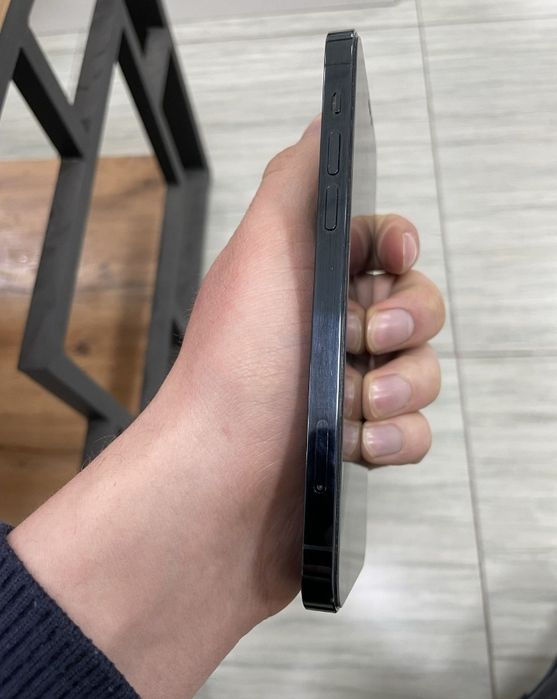 Iphone 12 pro sotiladi