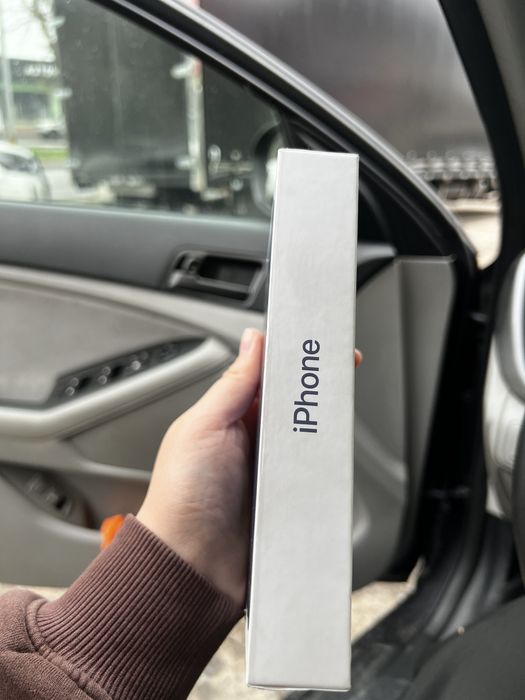 Iphone 17 pro синий