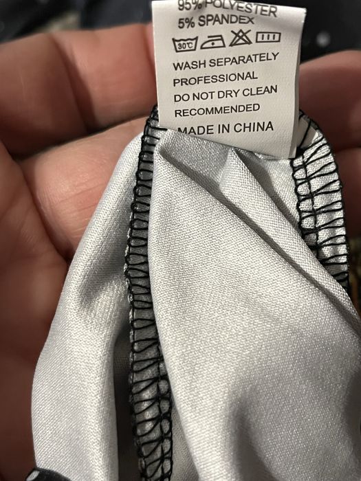 Рокля с апликация елха