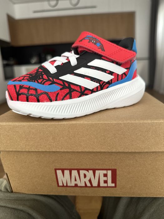 Adidas baieti marimea 23