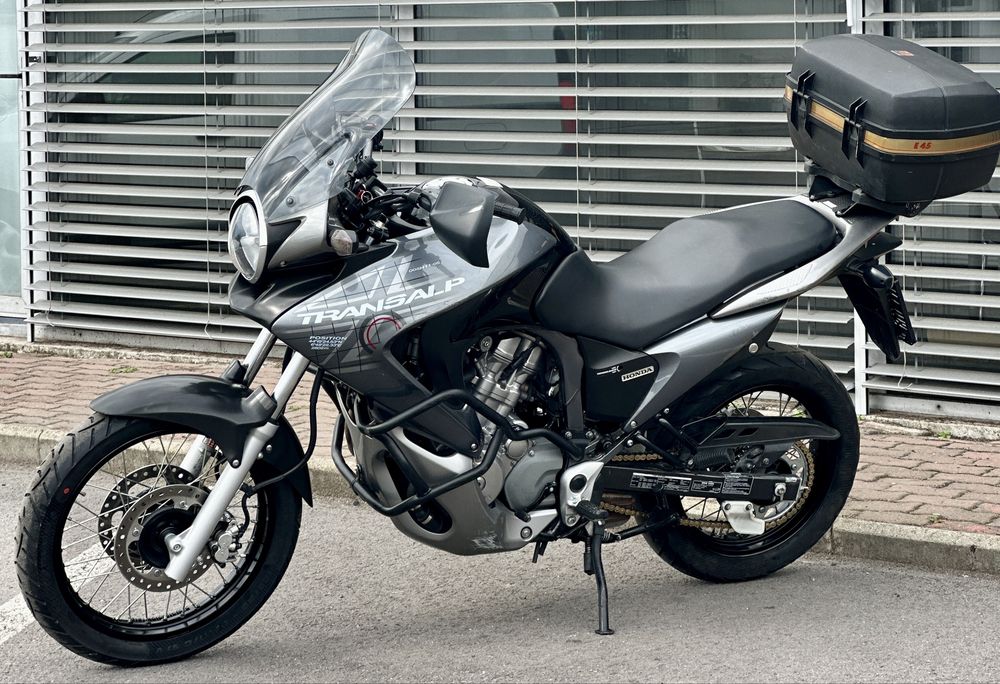 Honda Transalp XL700 V