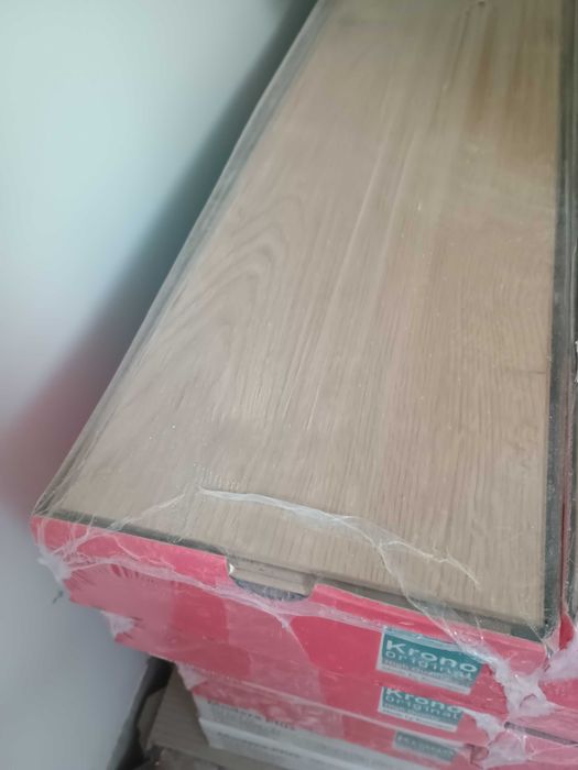 Продавам ламинат Kronospa KRONO ORIGINAL MODERA PLUS ДЪБ ШЕРУУД 5985, 10.00 мм, 32/AC4