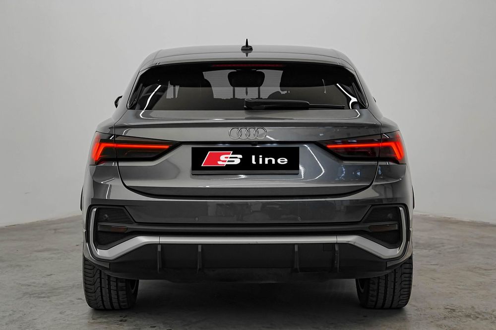 Audi Q3 AUDI Q3 2023 S-LINE/Distronik/Far Led/Lane Assist/Automata/