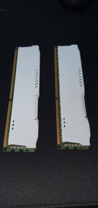 Продам или бартер на SSD 256Gb. Hyper DDR-3 по 8gb 2 шт