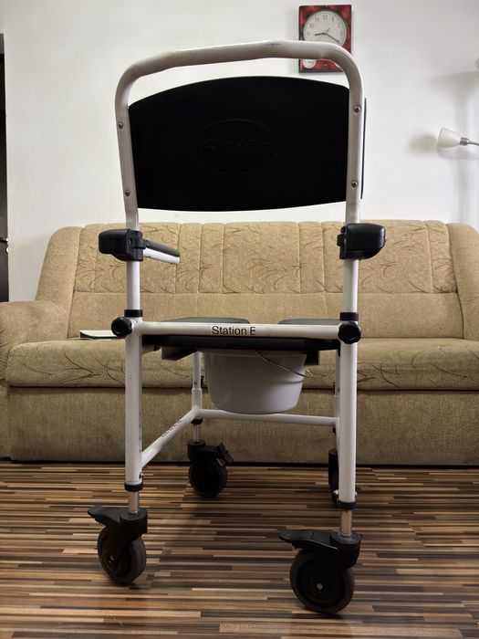 Scaun baie dus cu vas wc din aluminiu