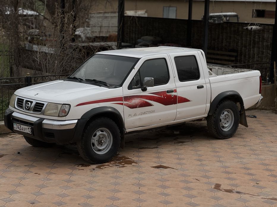 Nissan Navara 2005