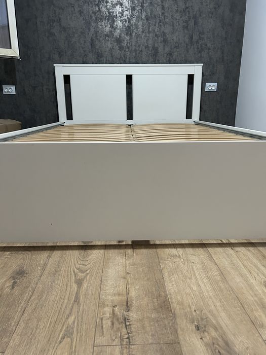 Pat IKEA BRIMNES 140x200 cm, alb, cu somieră