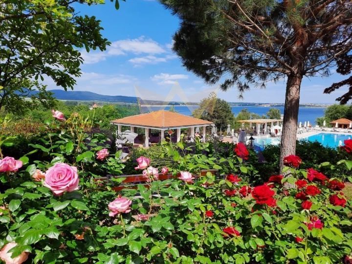 2-стаен в Бургас, област-гр.Созопол площ 56