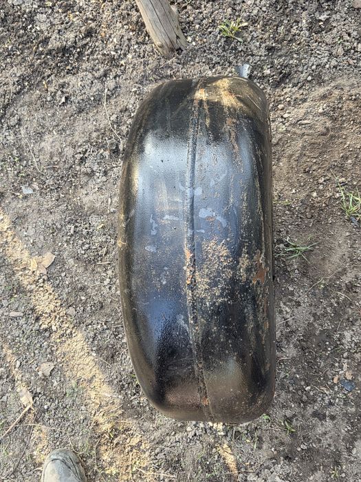 Продам газовый балон для (машины)