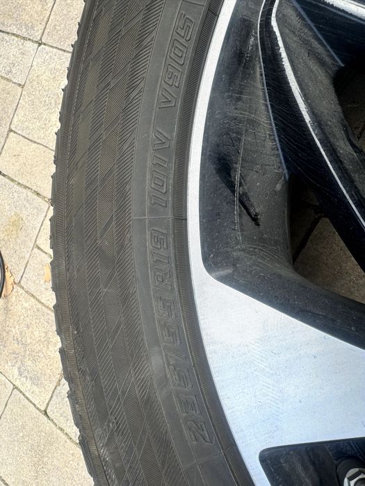 Зимни гуми Yokohama 19" 235/55/R19