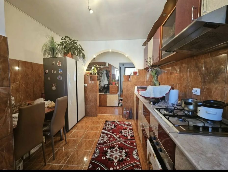 Apartament 3 camere,gata de mutat